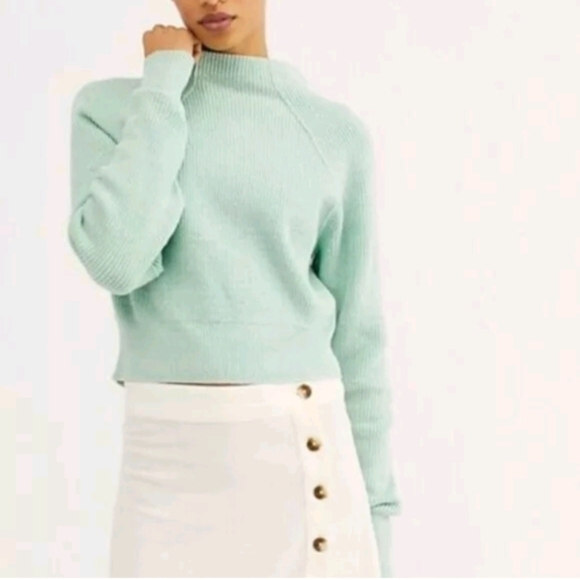FREE PEOPLE Too Good Opaline Green crop SWEATER Sz Xs - Picture 1 of 8
